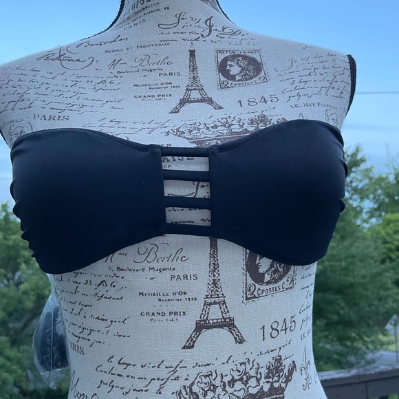 Victoria's Secret Other - Victoria’s Secret Swim Top